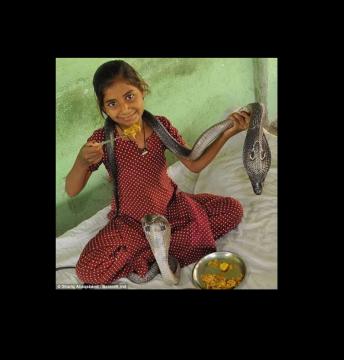 The Incredible Indian Snake Girl Who Lives With Most King Cobra